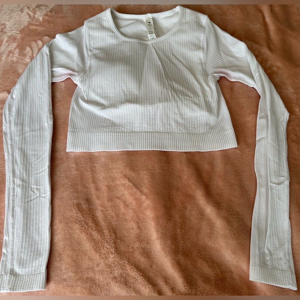 Lululemon Ebb to Street Long Sleeve crop top Shirt off white sz 4 Lululemon crop